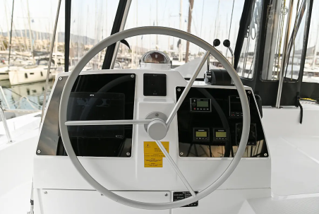 Catana Group Bali 4.6 - 5 + 2 cab. E. M