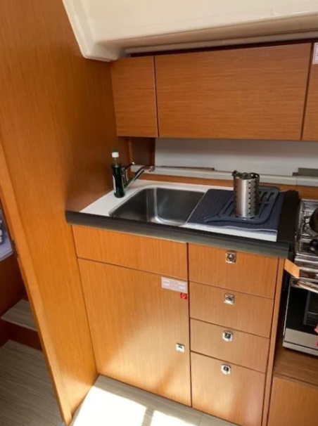 Bavaria Yachtbau Bavaria C42 Kalispera