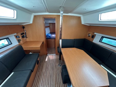 Bavaria Yachtbau Bavaria C42 Leopard