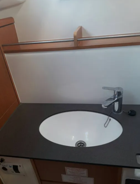 Bavaria Yachtbau Bavaria Cruiser 37 - 3 cab. John K