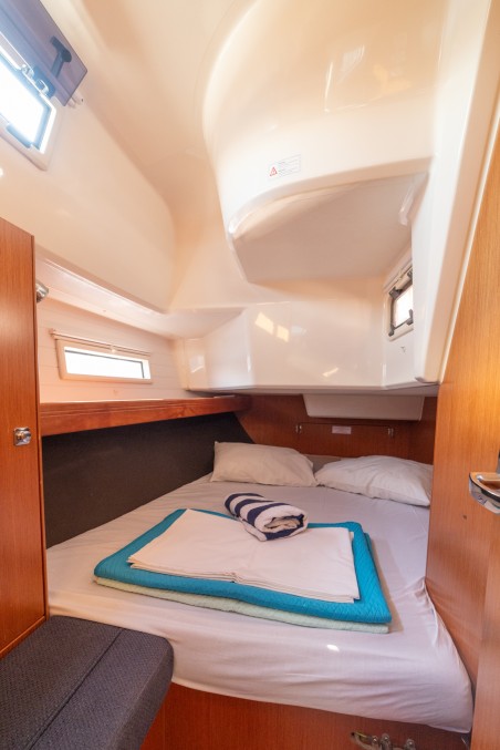 Bavaria Yachtbau Bavaria Cruiser 37 - 3 cab. Marlo