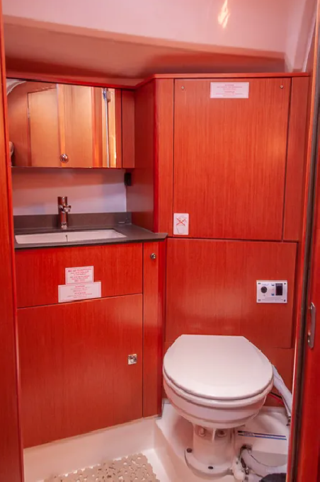 Bavaria Yachtbau Bavaria Cruiser 41 - 3 cab. Ioli