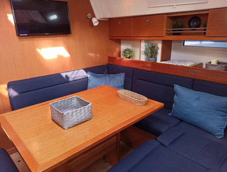 Bavaria Yachtbau Bavaria Cruiser 45 - 4 cab. Saffron