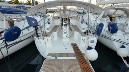 Bavaria Yachtbau Bavaria Cruiser 33 Ami