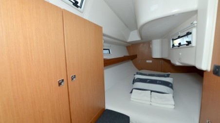 Bavaria Yachtbau Bavaria Cruiser 33 Ami
