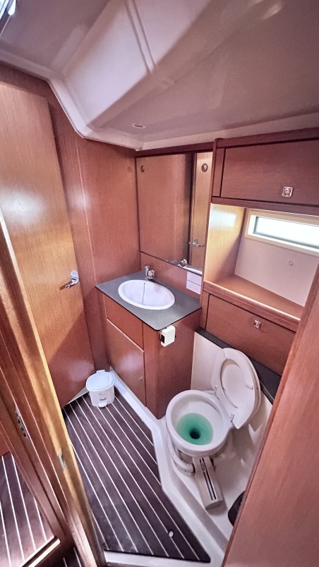 Bavaria Yachtbau Bavaria Cruiser 56 - 5 + 1 cab. Anassa