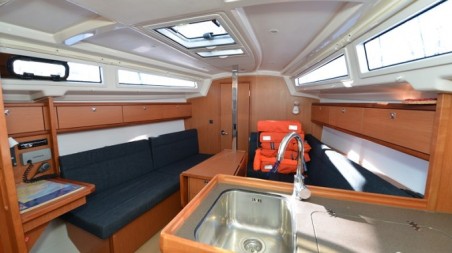 Bavaria Yachtbau Bavaria Cruiser 33 Karlo