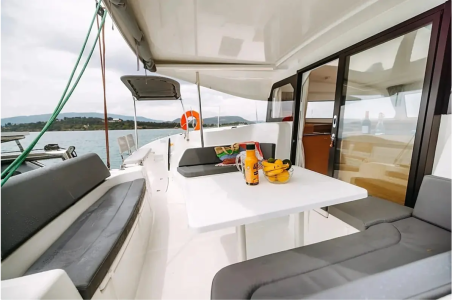 Excess Excess 11 - 4 cab. Lydia