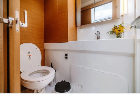 Excess Excess 11 - 4 cab. Lydia