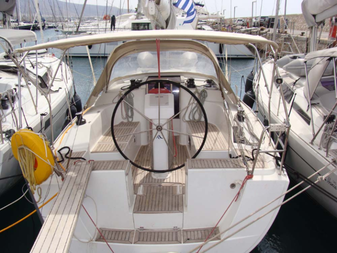 Hanse Yachts Hanse 325 Selini