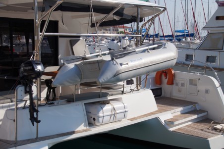 Lagoon-Bénéteau Lagoon 42 - 4 + 2 cab. Sea novels