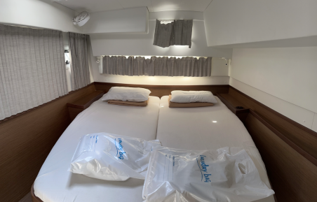 Lagoon-Bénéteau Lagoon 42 - 4 + 2 cab. Sea novels