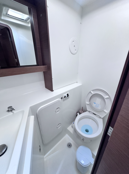 Lagoon-Bénéteau Lagoon 42 - 4 + 2 cab. Sea novels