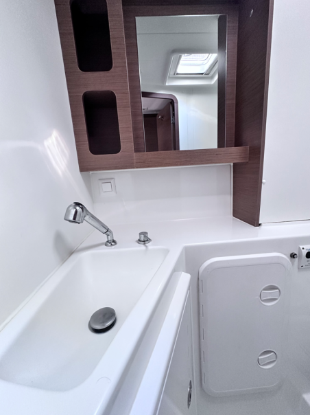 Lagoon-Bénéteau Lagoon 42 - 4 + 2 cab. Sea novels