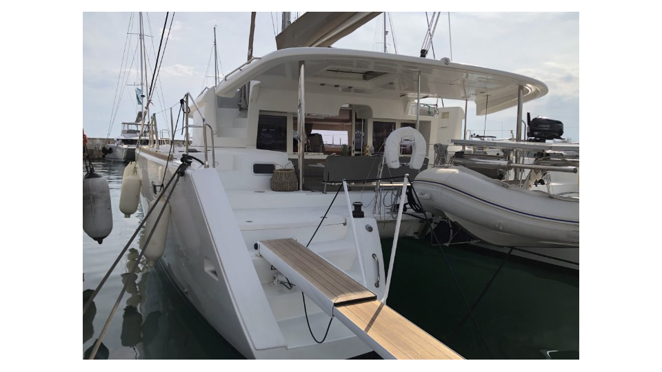 Lagoon-Bénéteau Lagoon 450 F - 4 + 2 cab. Azraq