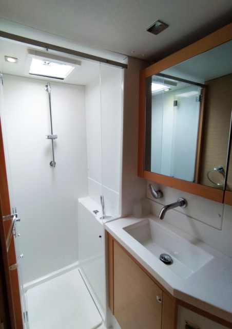 Lagoon-Bénéteau Lagoon 450 F - 4 + 2 cab. Azraq