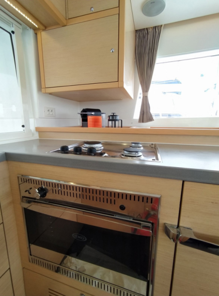 Lagoon-Bénéteau Lagoon 450 F - 4 + 2 cab. Azraq