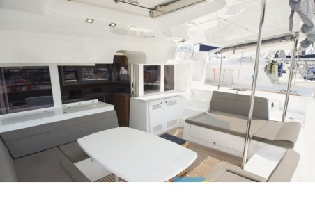 Lagoon-Bénéteau Lagoon 450 F - 4 + 2 cab. Hydra VIII