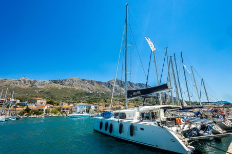 Lagoon-Bénéteau Lagoon 450 F - 4 + 2 cab. Mary One