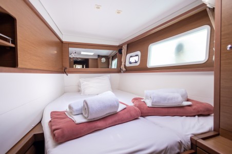 Lagoon-Bénéteau Lagoon 450 F - 4 + 2 cab. Mary One