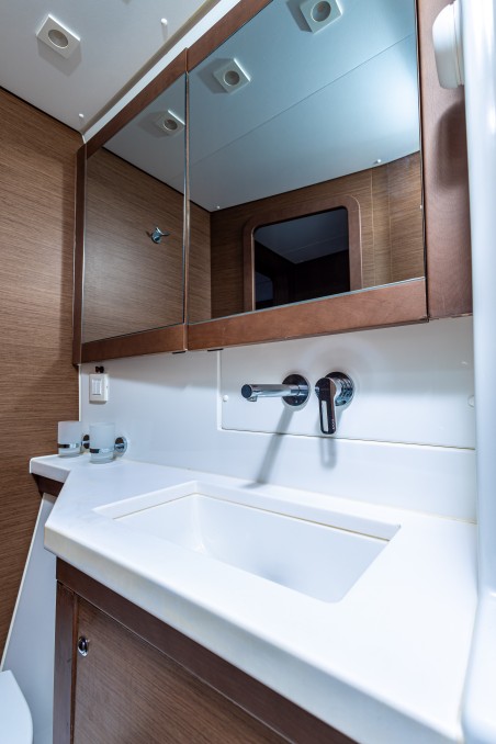 Lagoon-Bénéteau Lagoon 450 F - 4 + 2 cab. Mary One