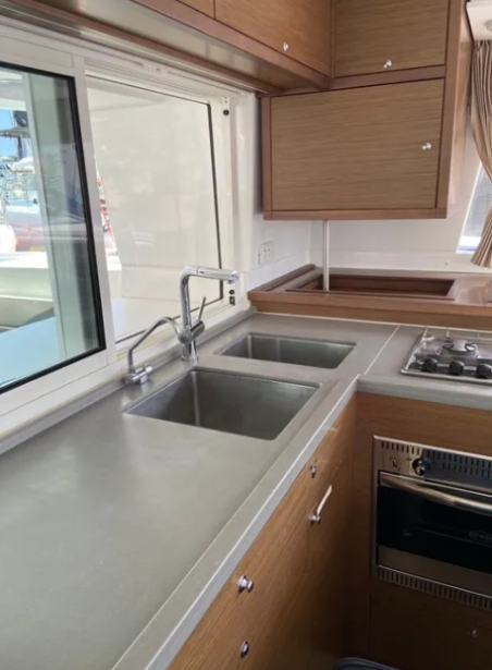 Lagoon-Bénéteau Lagoon 450 F - 4 + 2 cab. Solstice