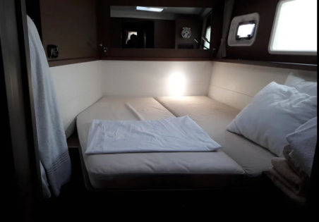 Lagoon-Bénéteau Lagoon 450 F - 4 + 2 cab. Solstice