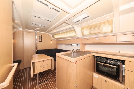 Bavaria Yachtbau Bavaria Cruiser 37 - 3 cab. Jazz Band