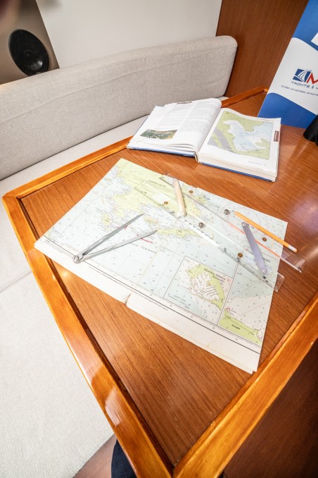 Bénéteau Oceanis 38.1 Rania