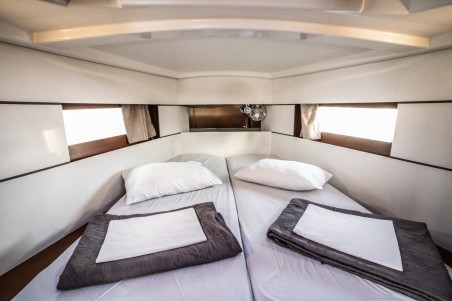 Bénéteau Oceanis 38.1 Rania