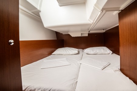 Bénéteau Oceanis 38.1 Rania