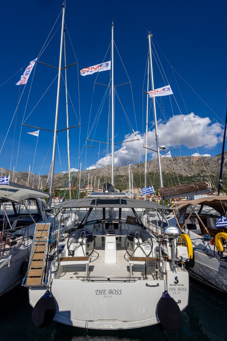 Bénéteau Oceanis 38.1 The Boss