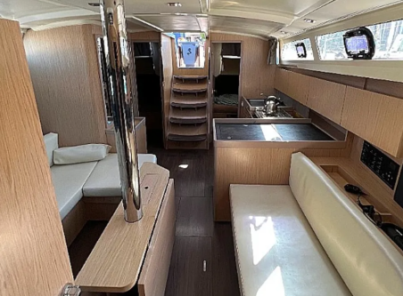 Bénéteau Oceanis 41.1 Tikal II