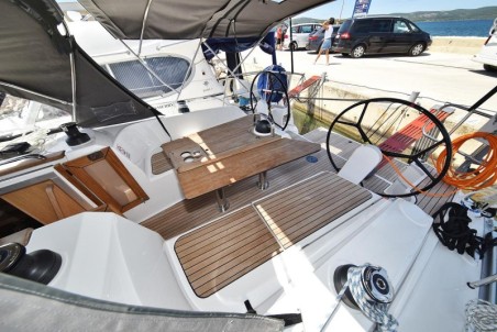 Bavaria Yachtbau Bavaria Cruiser 37 - 3 cab. Sofija