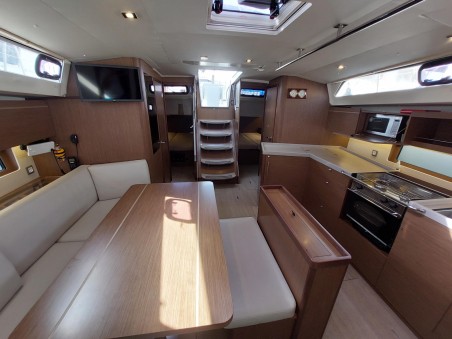 Bénéteau Oceanis 46.1 Kalmi