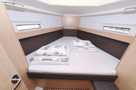 Bavaria Yachtbau Bavaria Cruiser 37 - 3 cab. Sofija