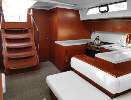 Beneteau Oceanis 51.1 | Yacht Charter Greece | Travelboat