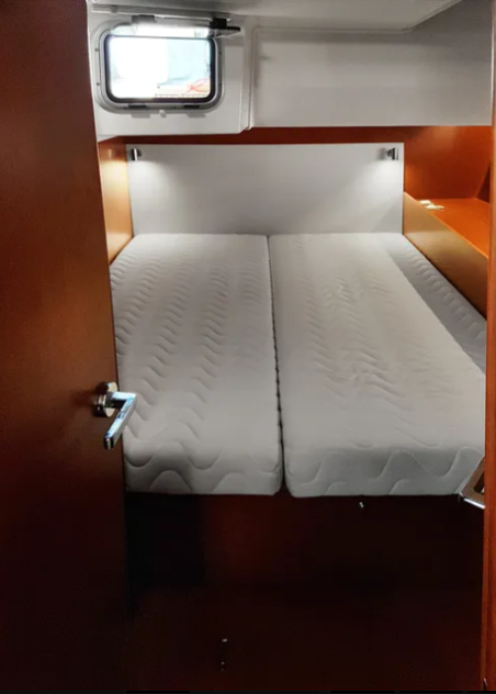 Beneteau Oceanis 51.1 | Yacht Charter Greece | Travelboat