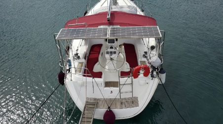 Bénéteau Oceanis Clipper 393 Crete