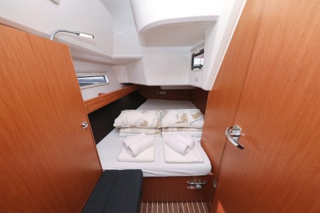 Bavaria Yachtbau Bavaria Cruiser 37 - 3 cab. Spectrum