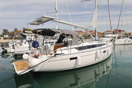 Bavaria Yachtbau Bavaria Cruiser 37 - 3 cab. aMore