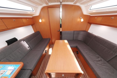 Bavaria Yachtbau Bavaria Cruiser 37 - 3 cab. aMore