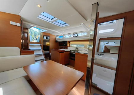 Jeanneau Sun Odyssey 440 - 4 cab. Negroni