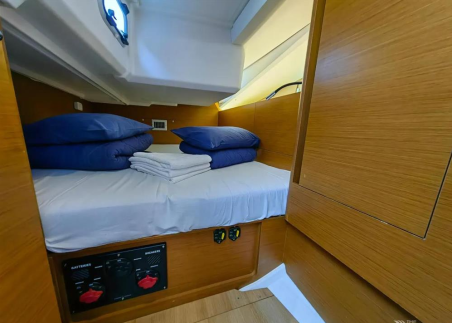 Jeanneau Sun Odyssey 440 - 4 cab. Negroni