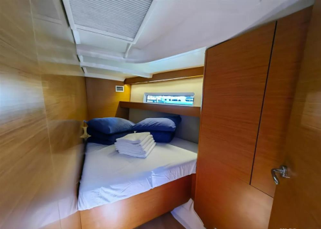 Jeanneau Sun Odyssey 440 - 4 cab. Negroni