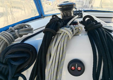 Jeanneau Sun Odyssey 440 - 4 cab. Negroni