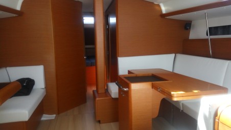 Jeanneau Sun Odyssey 449 Genesis