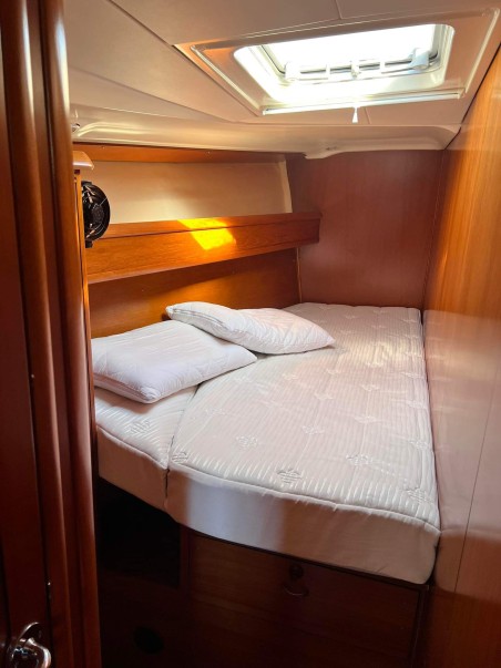 Jeanneau Sun Odyssey 49 Family