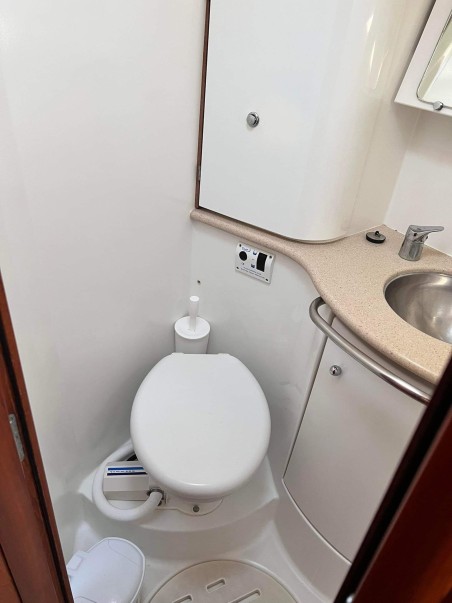 Jeanneau Sun Odyssey 49 Family