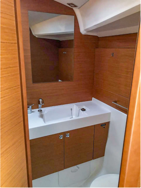 Jeanneau Sun Odyssey 519 - 5 + 1 cab. Misty